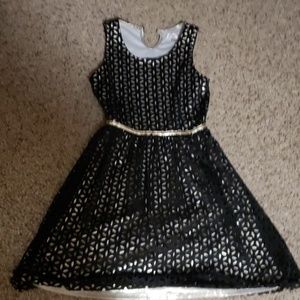 A gold and black dress